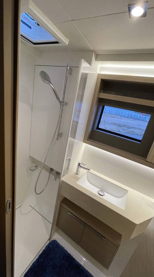 Lagoon 51 OW - 4 + 1 cab. — photo 26