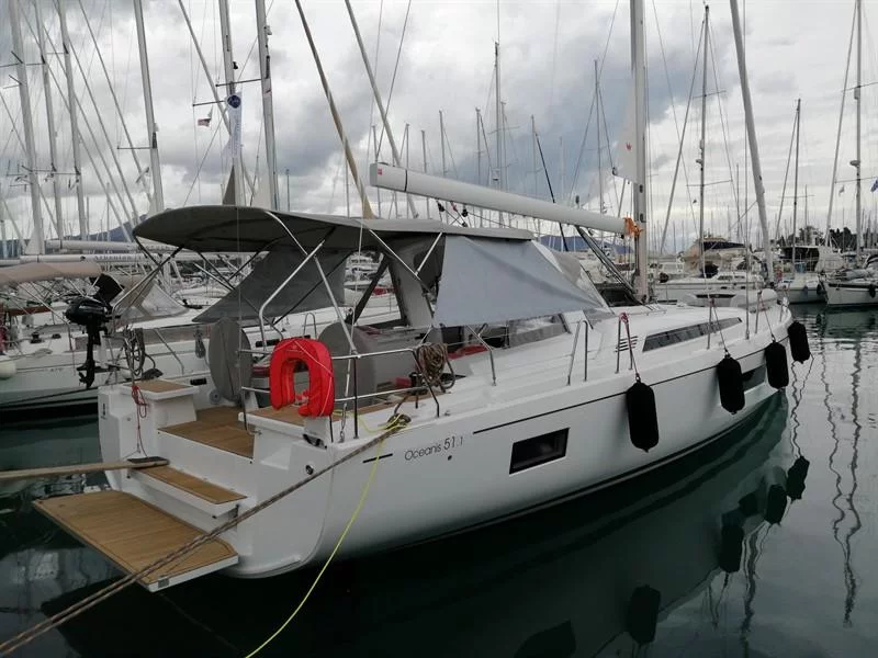 Oceanis 51.1 - 5 + 1 cab. (Shine)  - 3