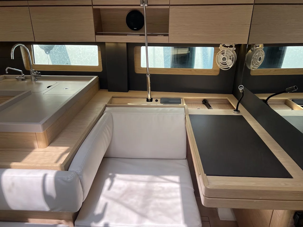 Oceanis 51.1 - 5 + 1 cab. (Shine)  - 16