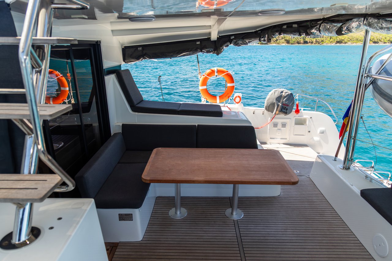 Lagoon 42 - 4 + 2 cab. — photo 15