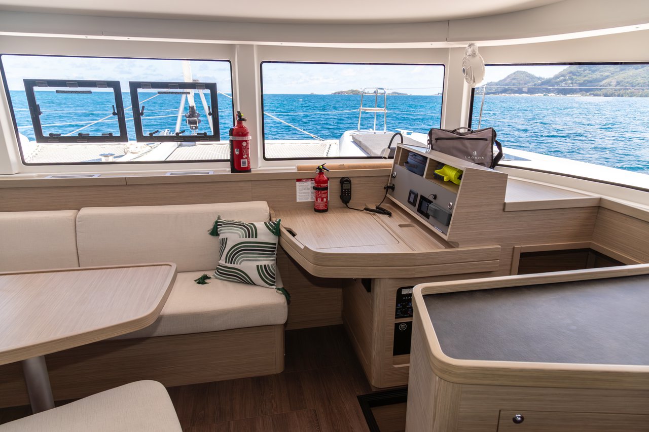 Lagoon 42 - 4 + 2 cab. — photo 23