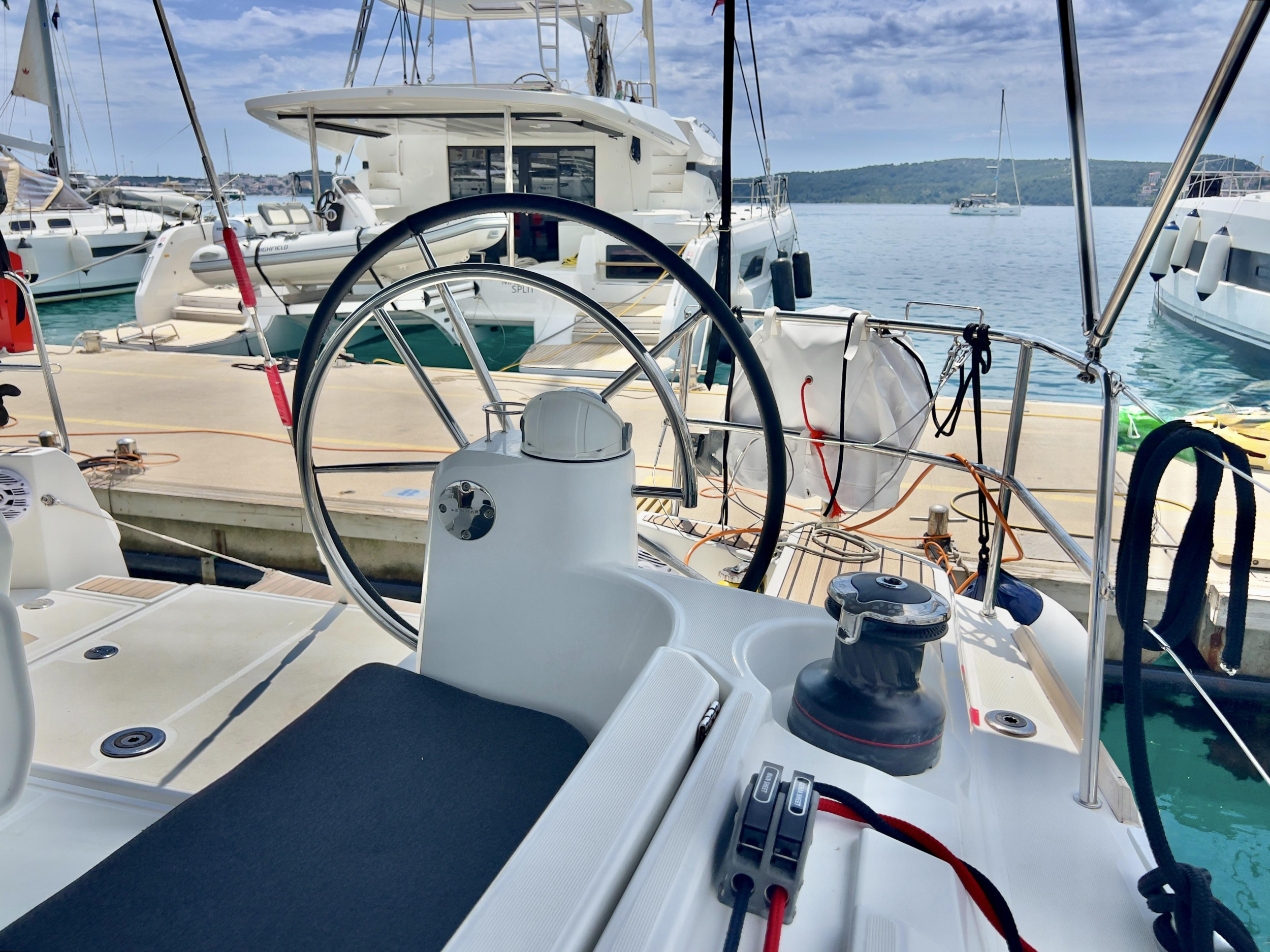 Sun Odyssey 479 - 4 cab. — photo 12