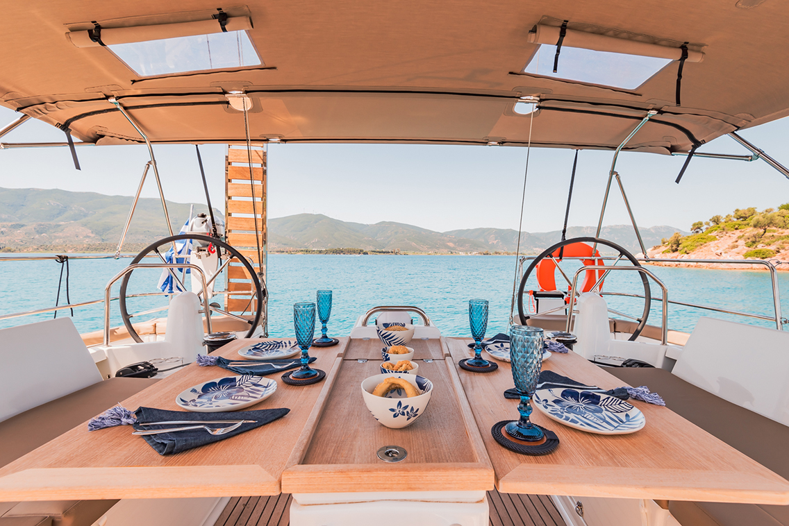 Sun Odyssey 490 - 5 cab. — photo 9