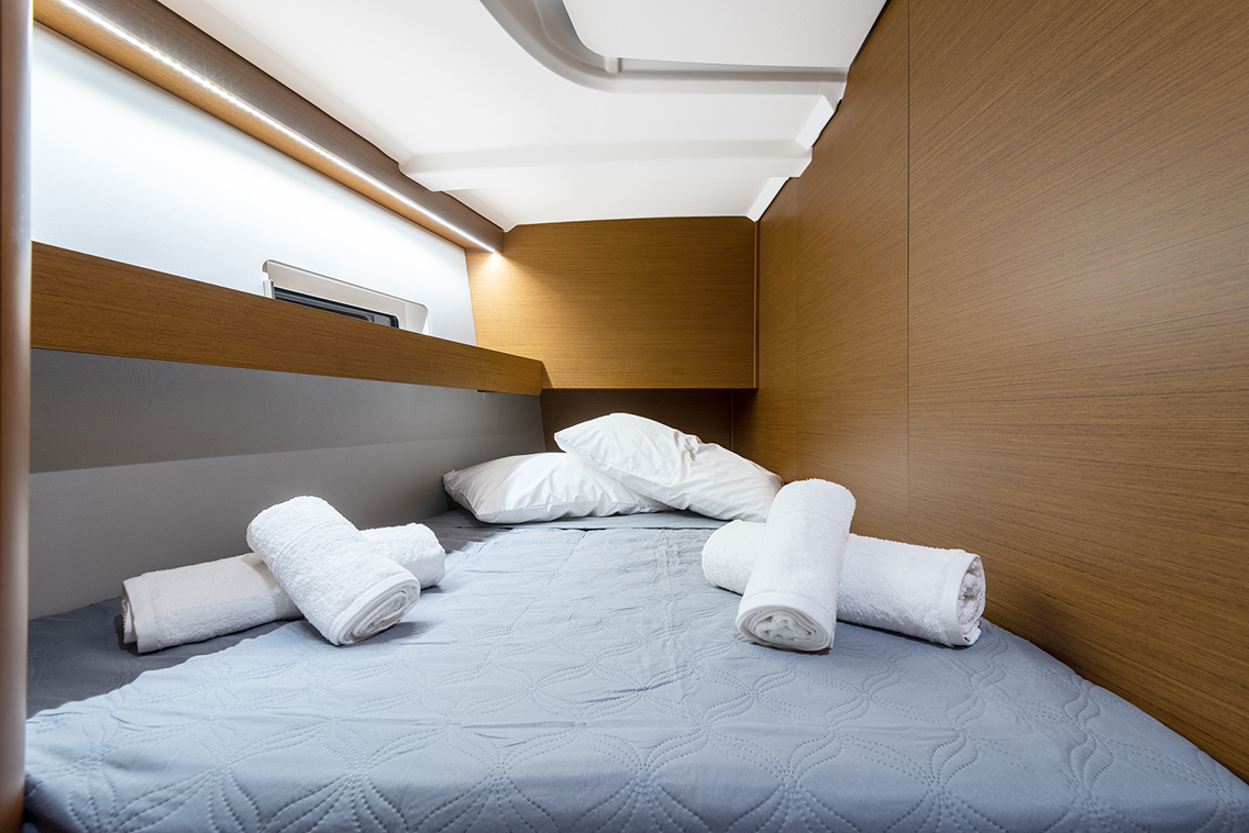 Sun Odyssey 490 - 5 cab. — photo 21