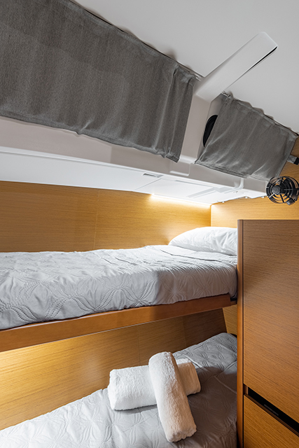 Sun Odyssey 490 - 5 cab. — photo 23