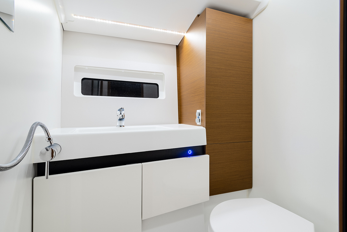 Sun Odyssey 490 - 5 cab. — photo 24