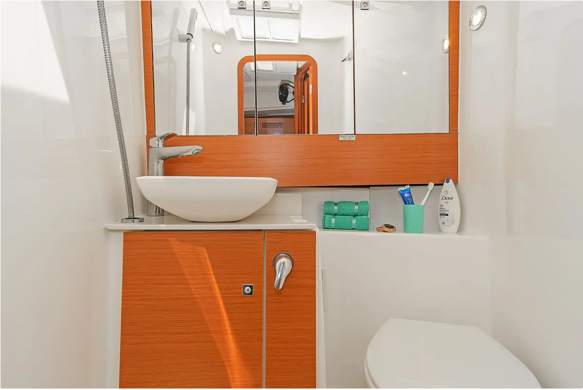 Dufour 430 — photo 13