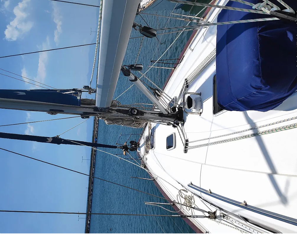 Bavaria 44 — photo 7