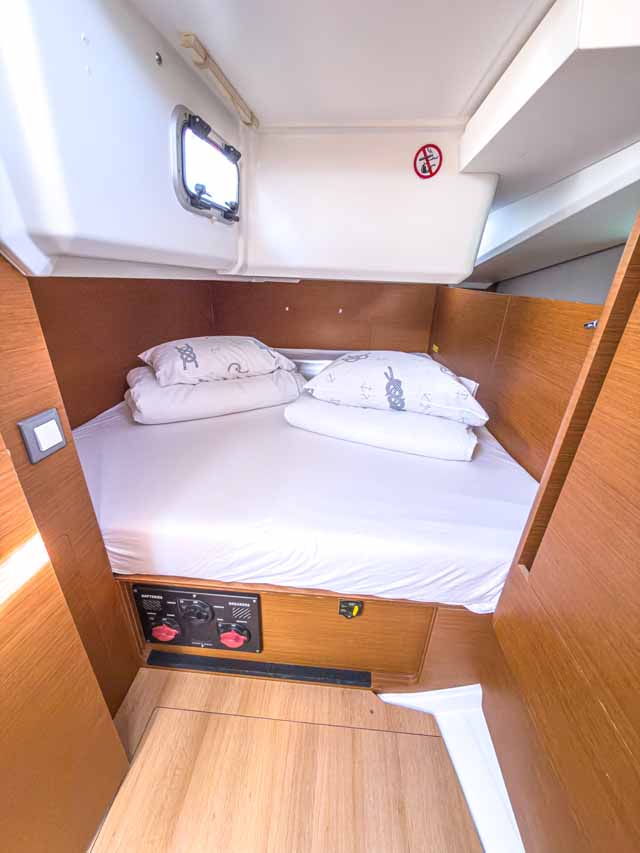 Sun Odyssey 440 - 4 cab. — photo 19