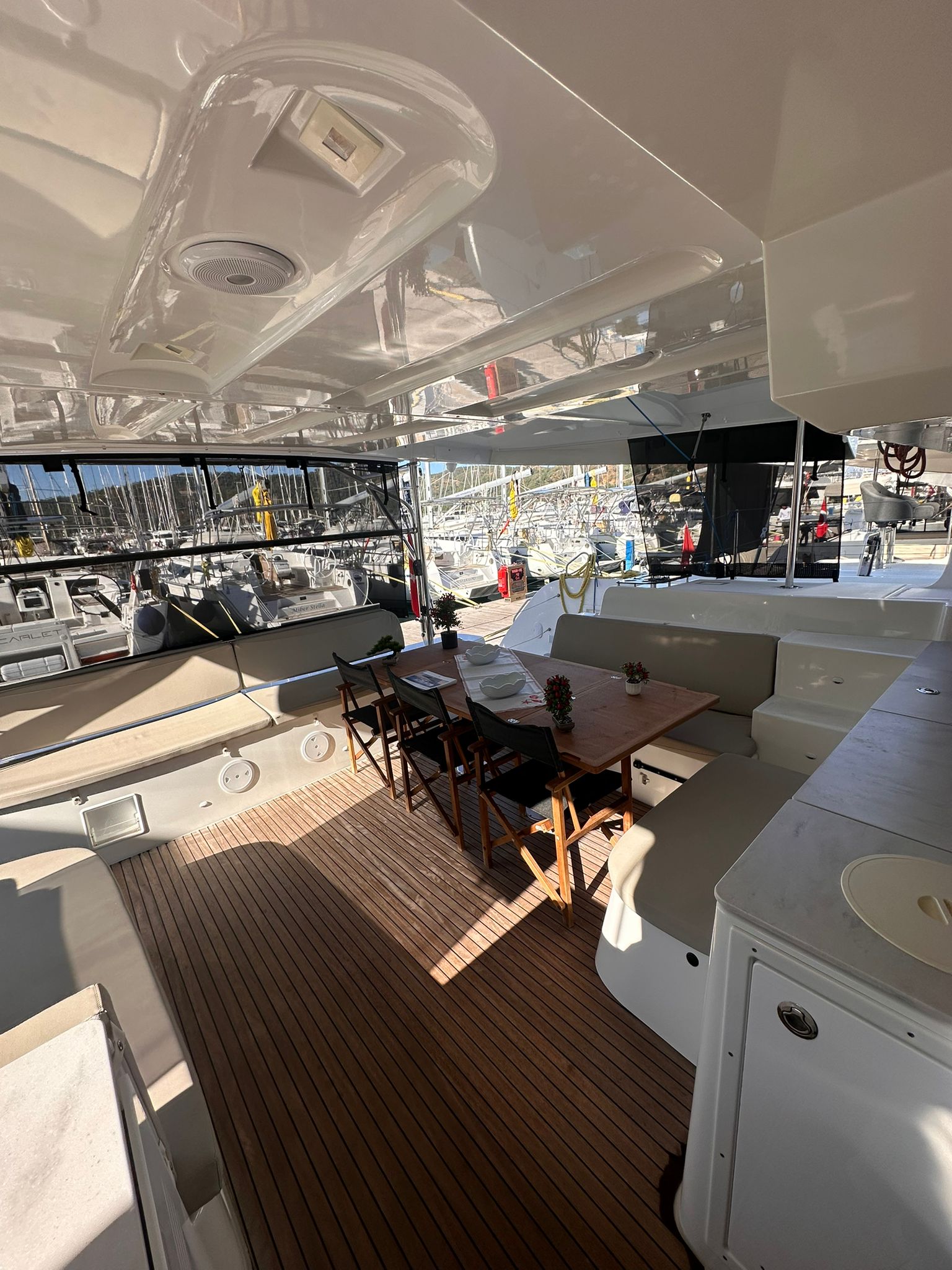Lagoon 46 - 4 + 1 cab. — photo 10