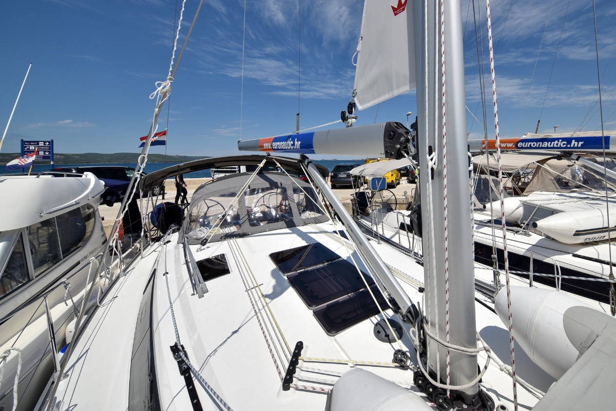 Bavaria Cruiser 37 - 3 cab. — photo 3