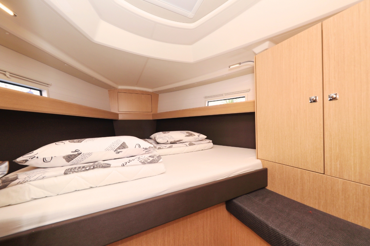 Bavaria Cruiser 37 - 3 cab. — photo 11