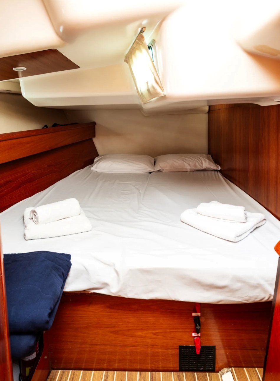 Sun Odyssey 45 — photo 10