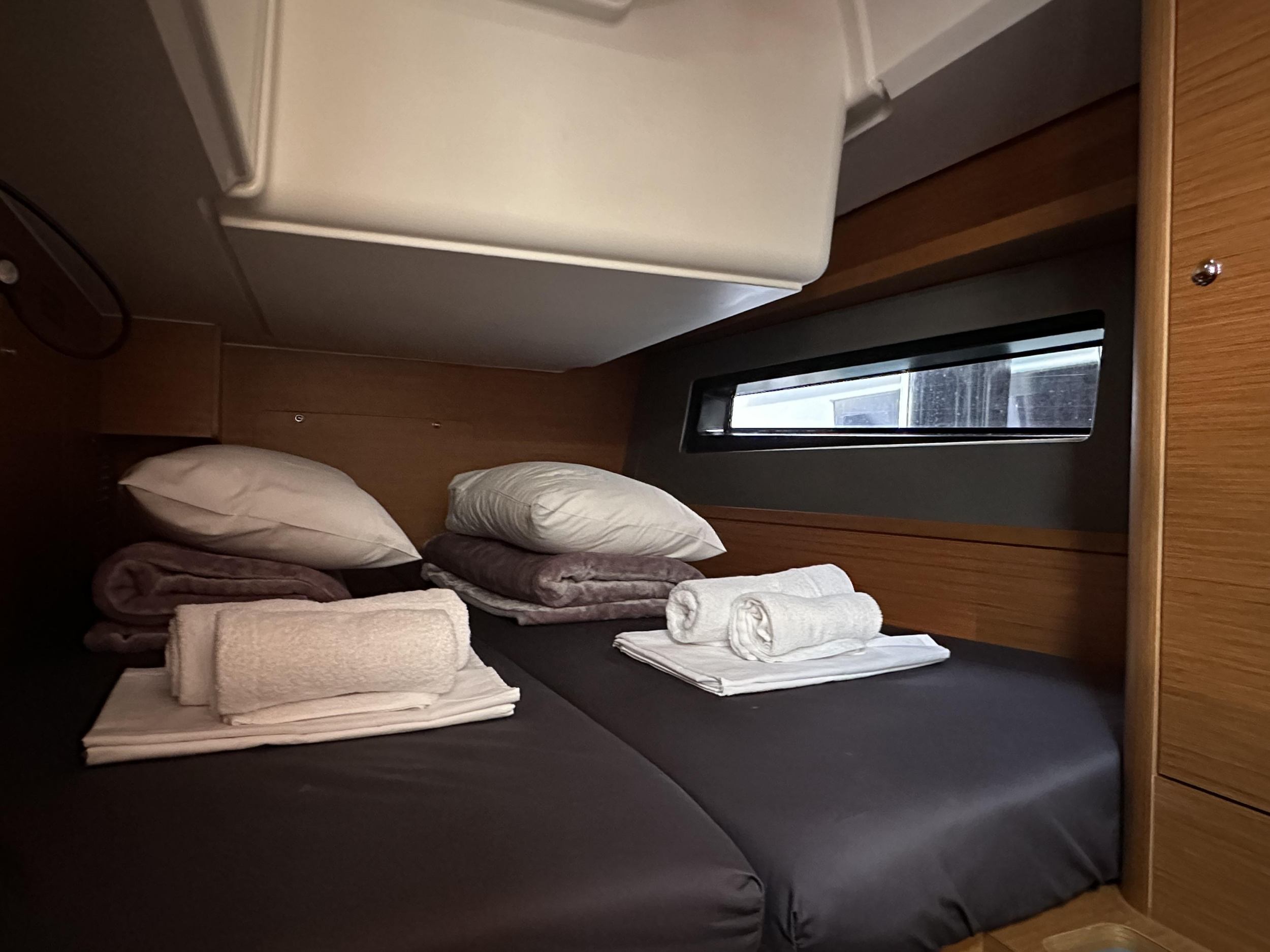 Dufour 41 - 3 cab. — photo 13