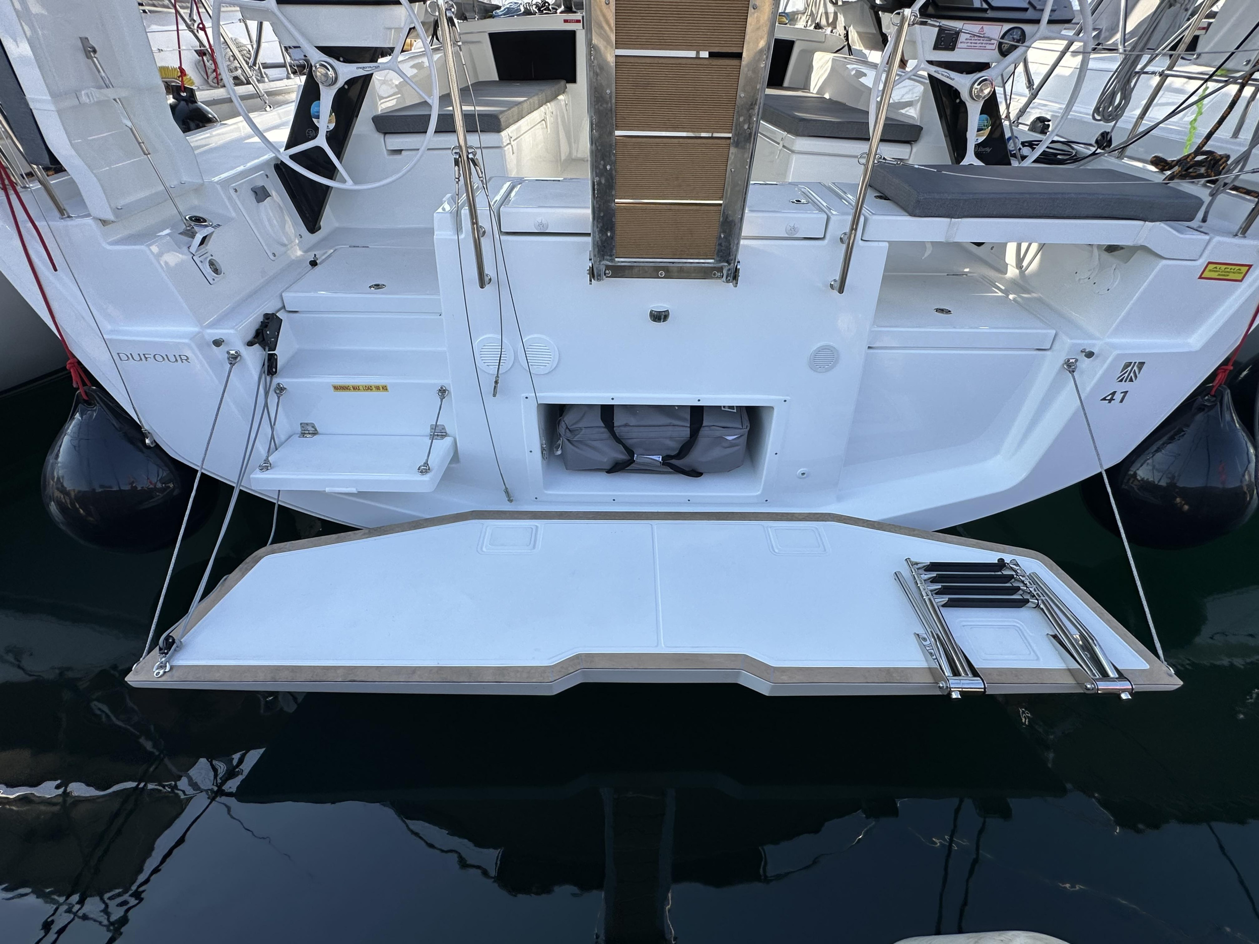 Dufour 41 - 3 cab. — photo 20