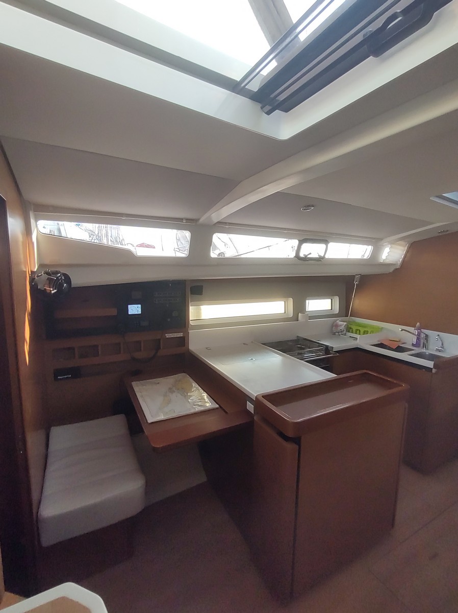 Sun Odyssey 440 - 4 cab. — photo 6