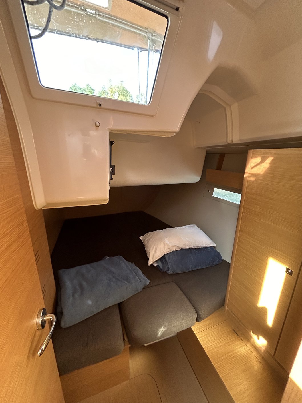 Dufour 412 GL — photo 24