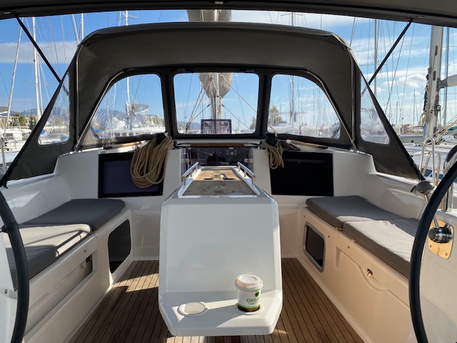Dufour 460 GL — photo 10