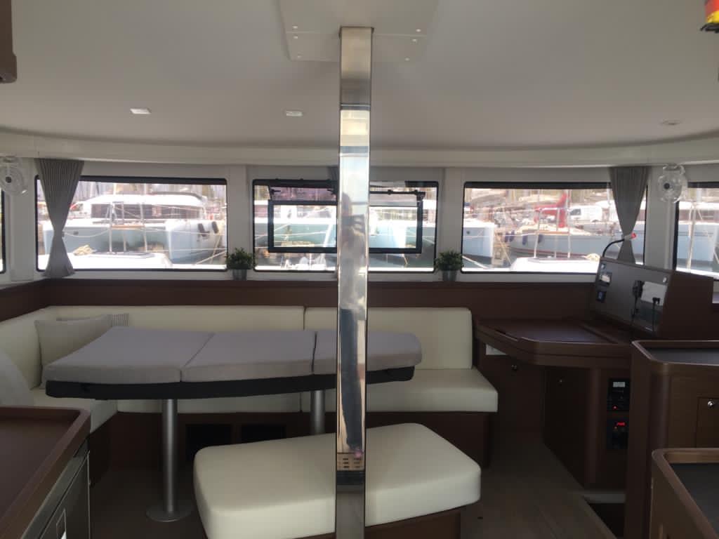 Lagoon 42 - 4 + 2 cab. — photo 19