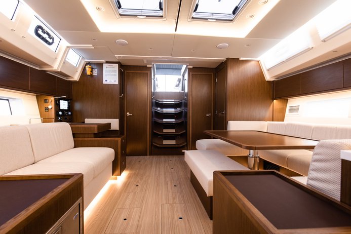 Bavaria C57 - 4 + 1 cab. — photo 15