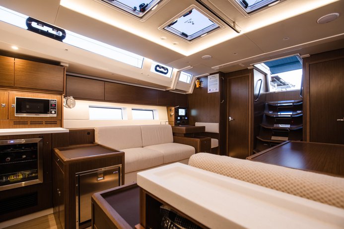 Bavaria C57 - 4 + 1 cab. — photo 16