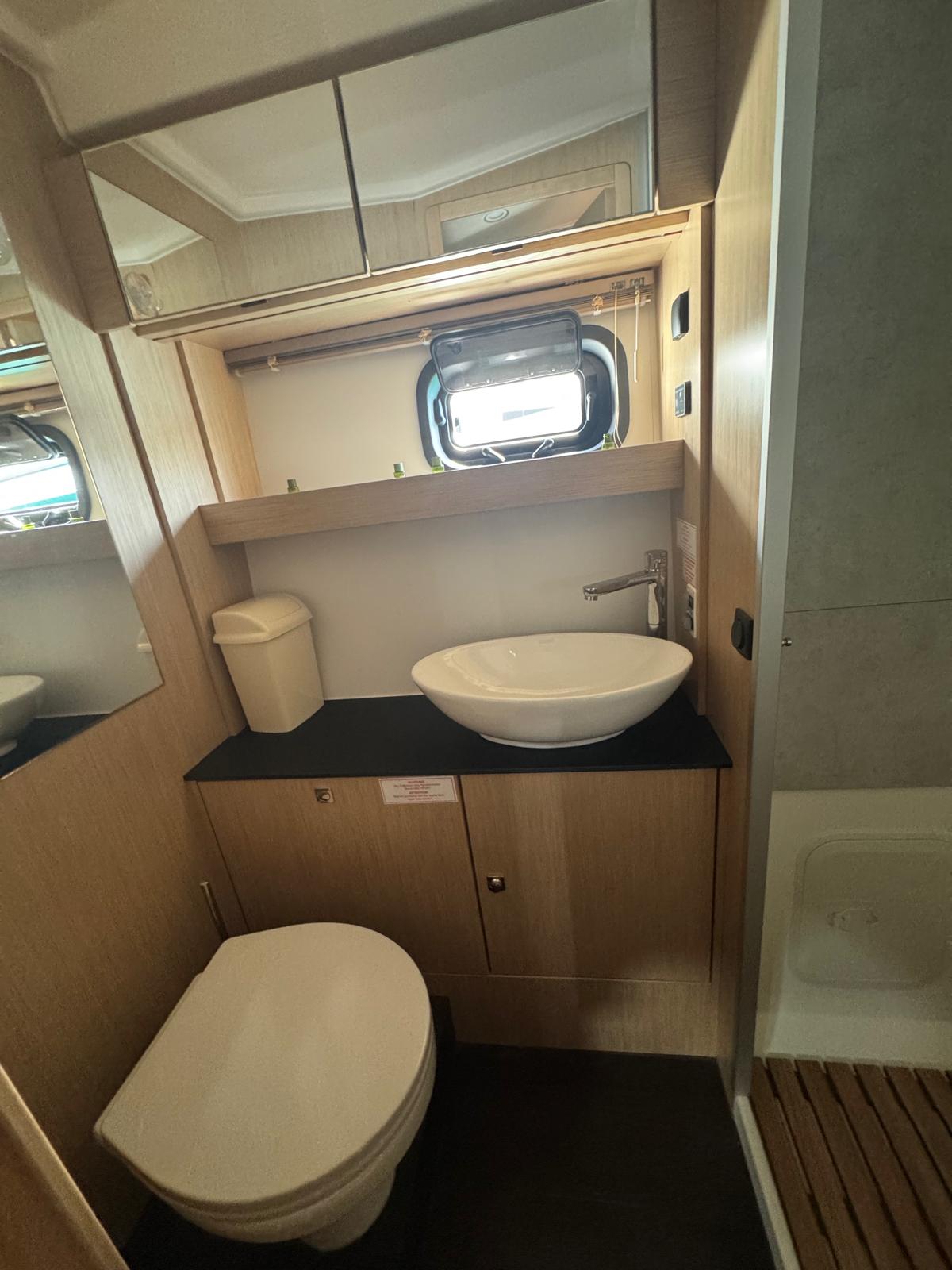 Bavaria SR41 — photo 26