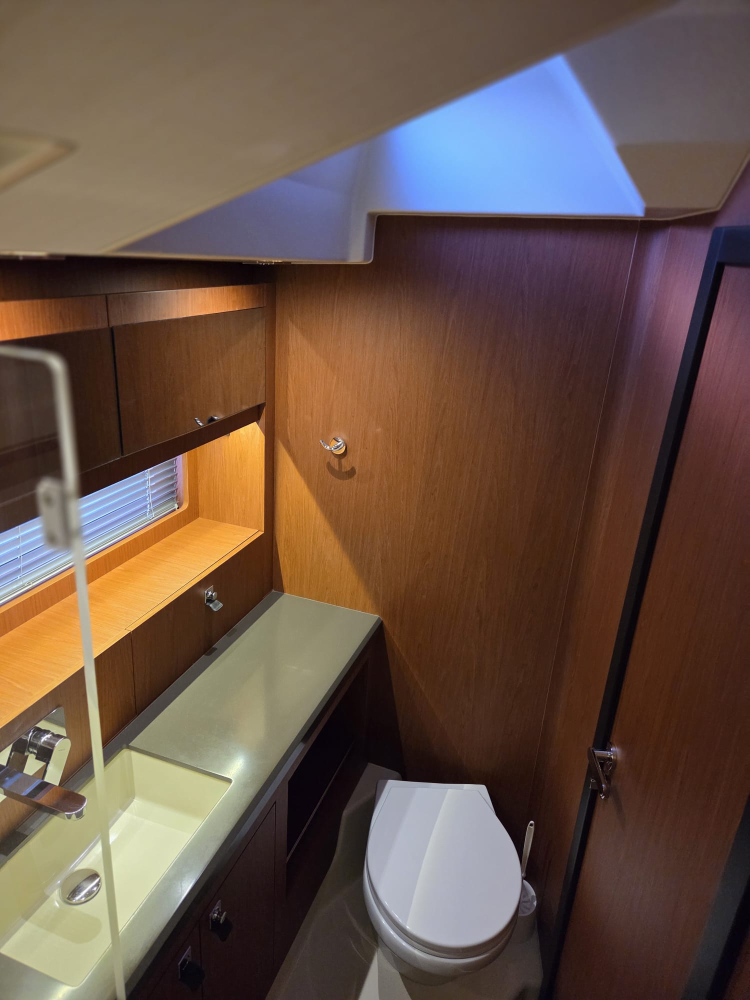 Oceanis Yacht 62 - 3 + 1 — photo 7