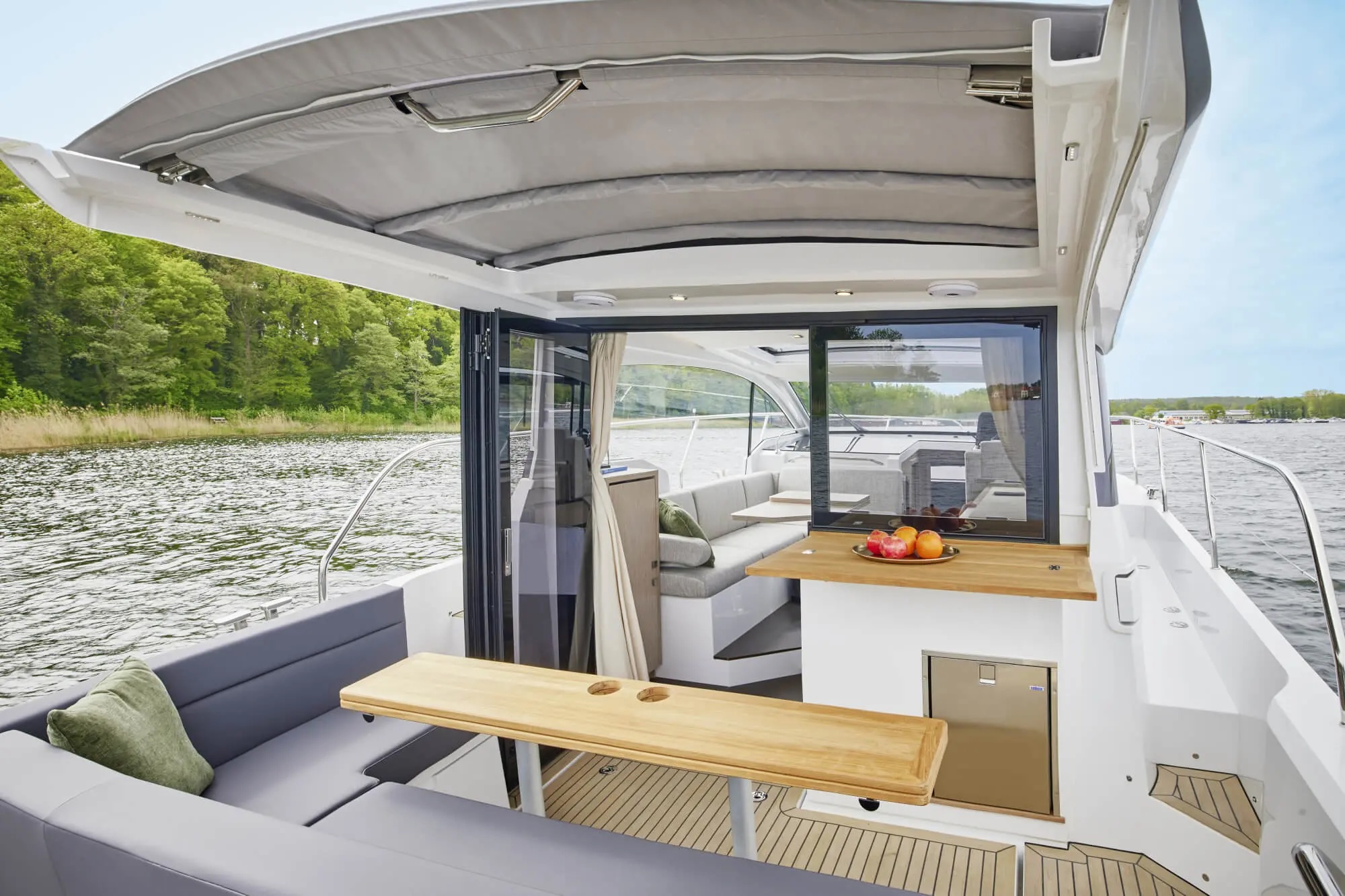 Sealine C335 — photo 4