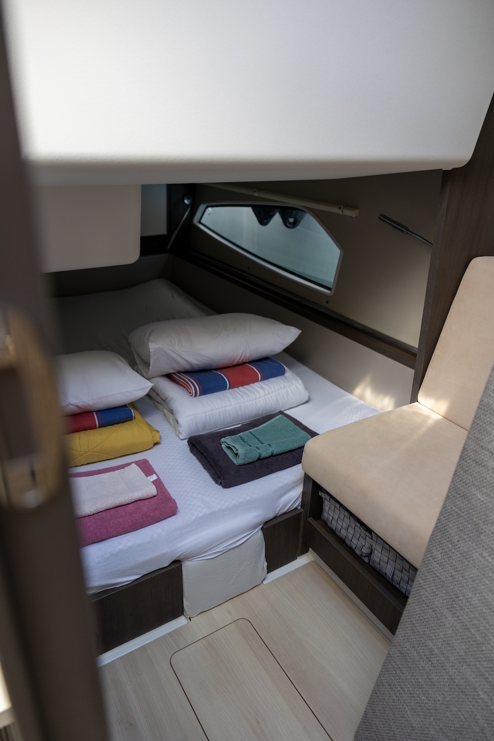 Sealine C335 — photo 13