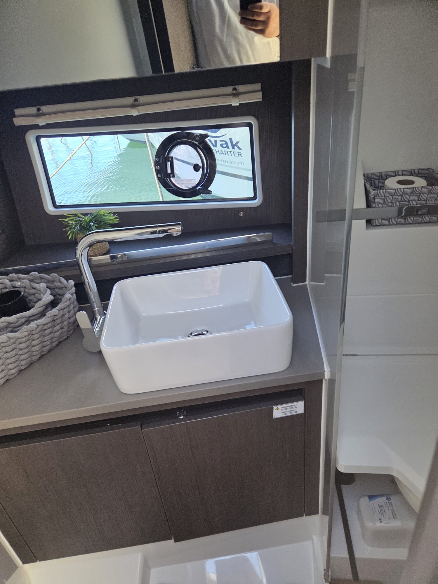 Sealine C335 — photo 13