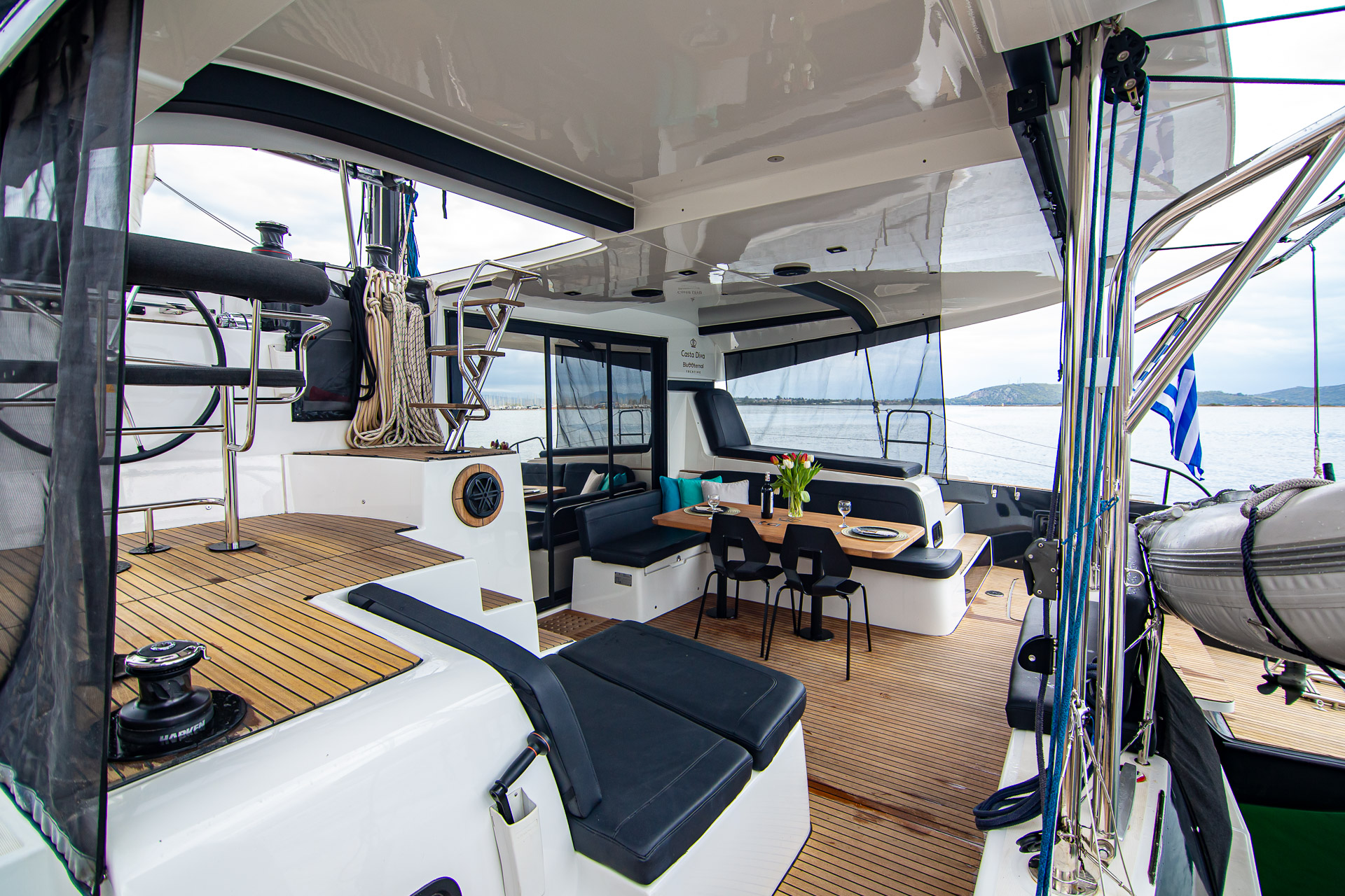 Lagoon 42 - 4 + 2 cab. — photo 8