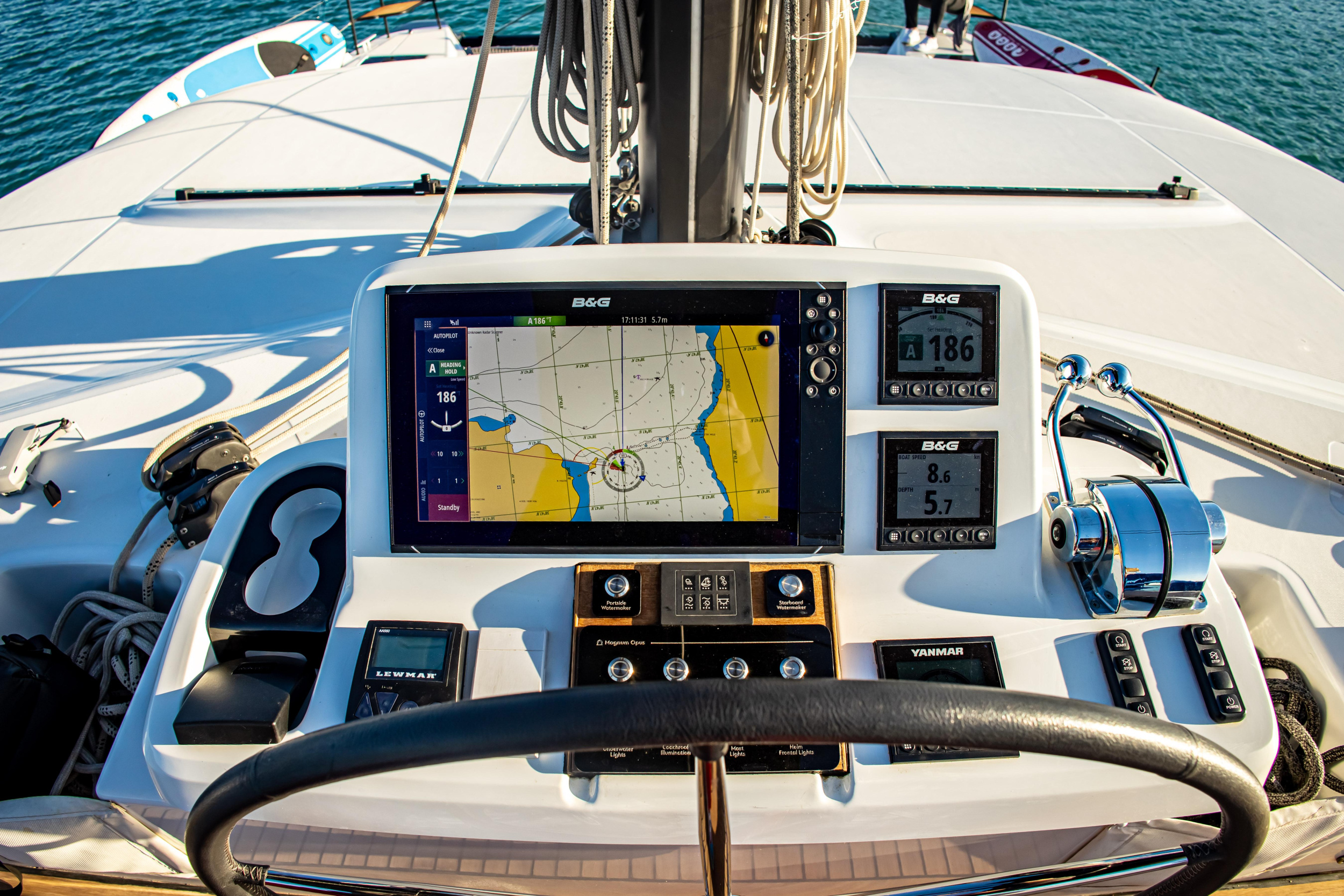 Lagoon 50 - 6 + 2 cab. — photo 10