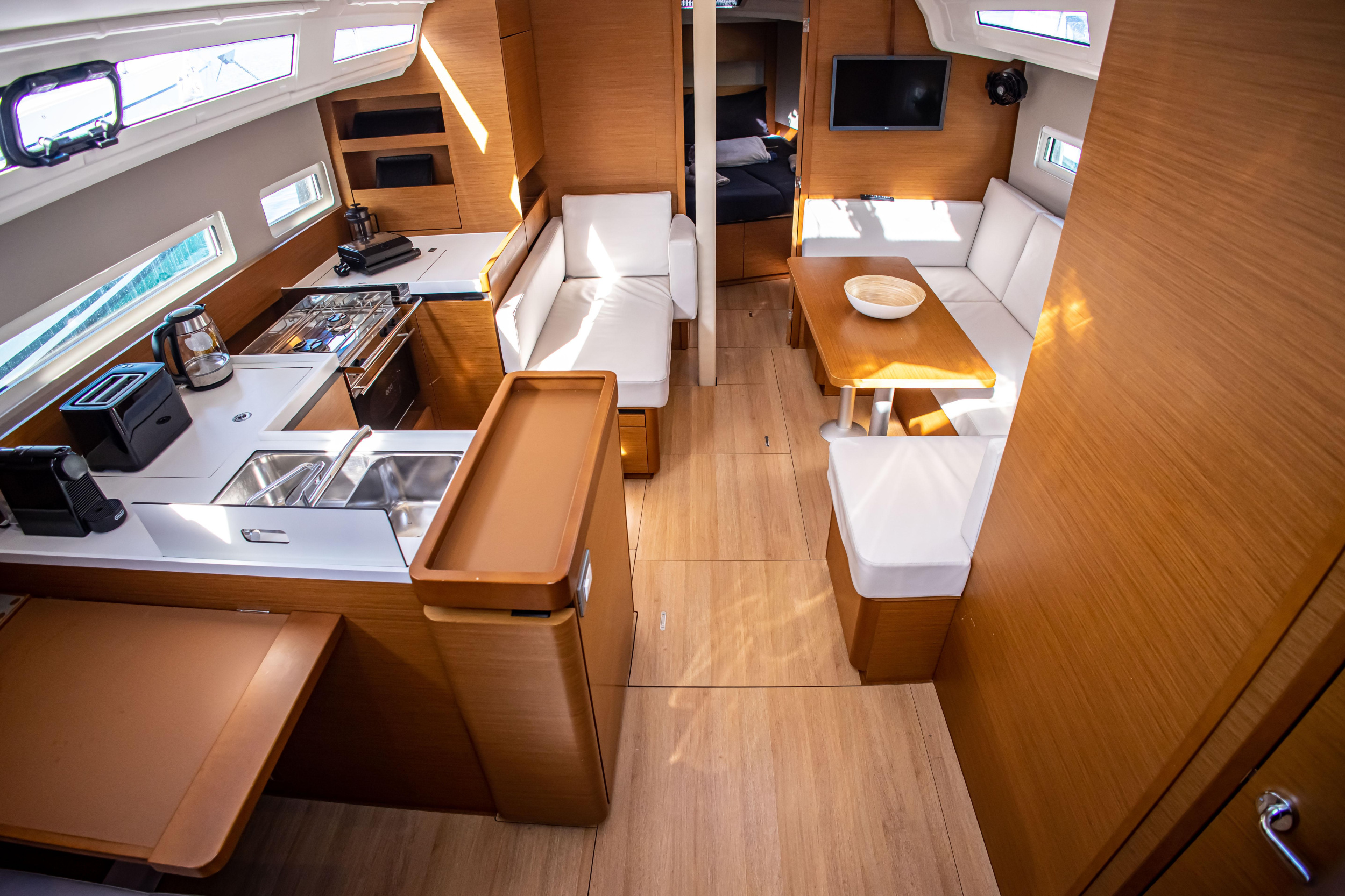 Sun Odyssey 410 - 3 cab. — photo 12