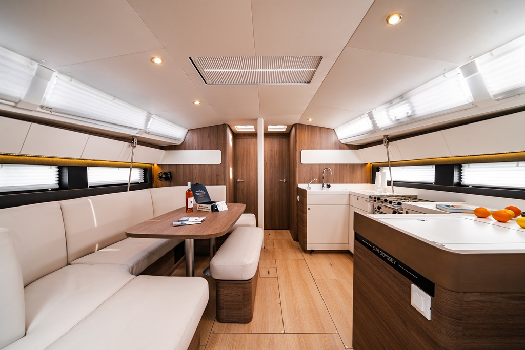 Sun Odyssey 455 — photo 4