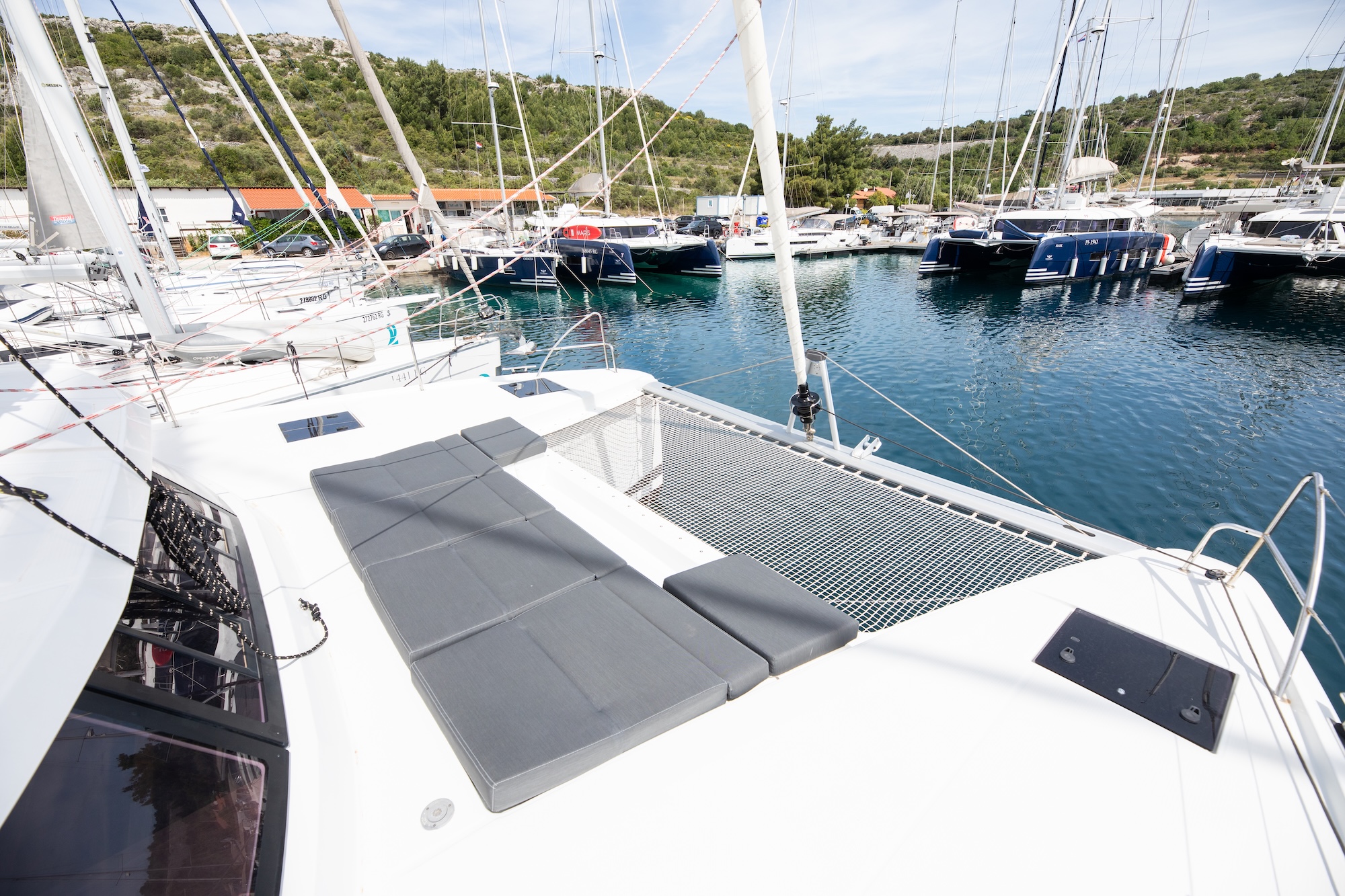 Fountaine Pajot Astrea 42 — photo 4