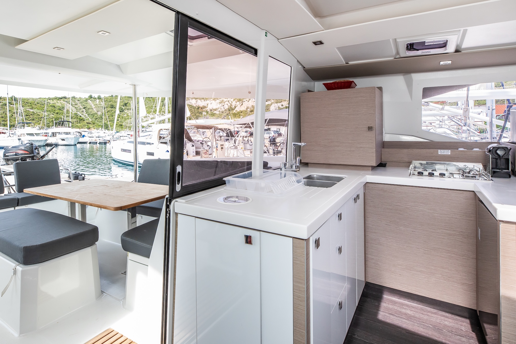 Fountaine Pajot Astrea 42 — photo 20