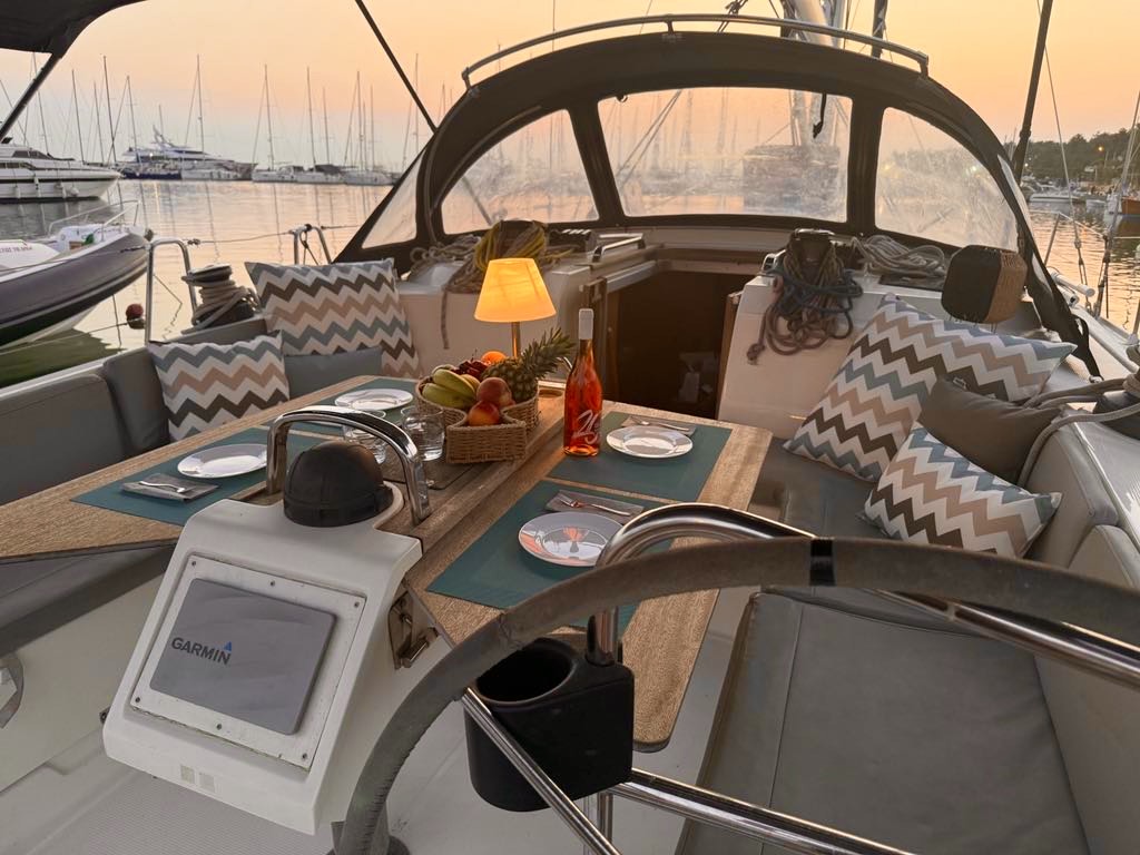 Bavaria Cruiser 46 - 4 cab. — photo 3