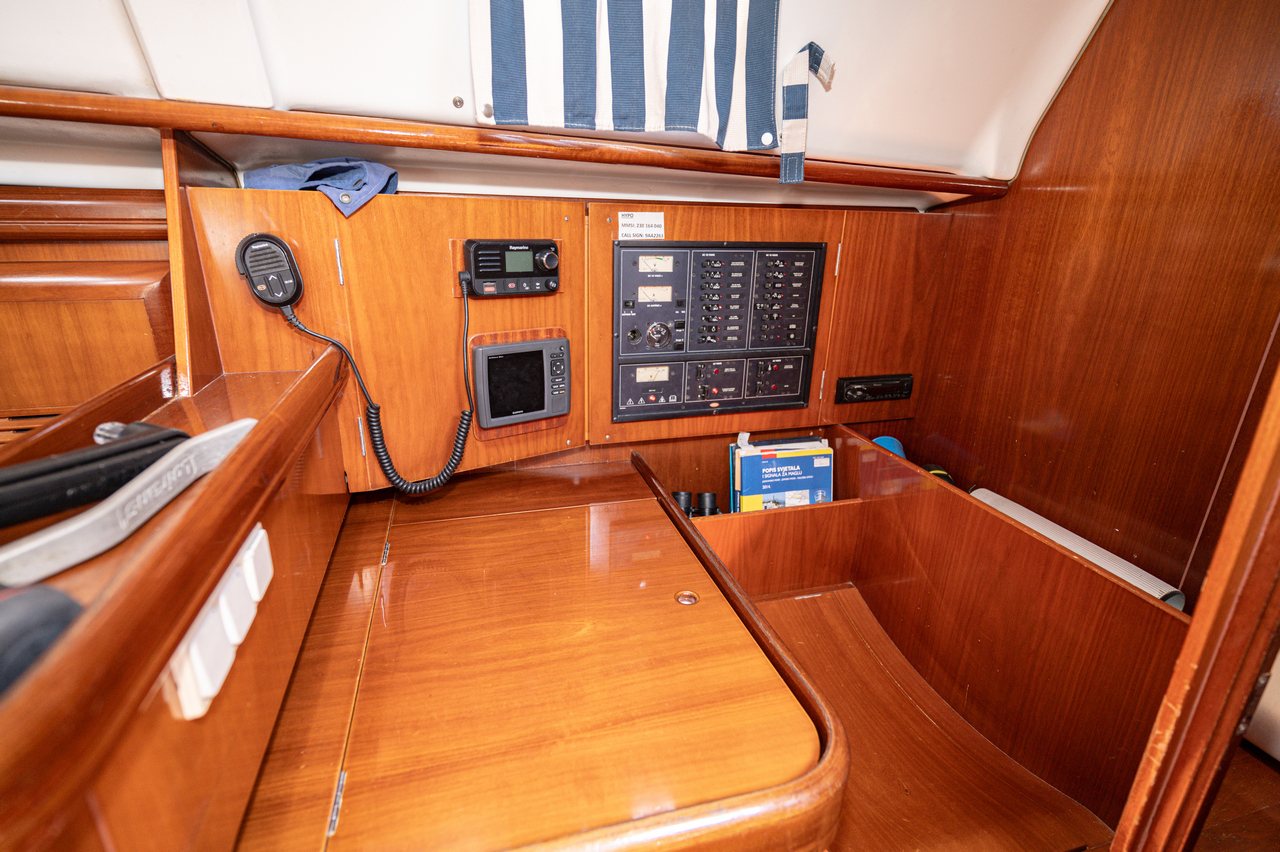 Oceanis Clipper 411 - 4 cab. — photo 10