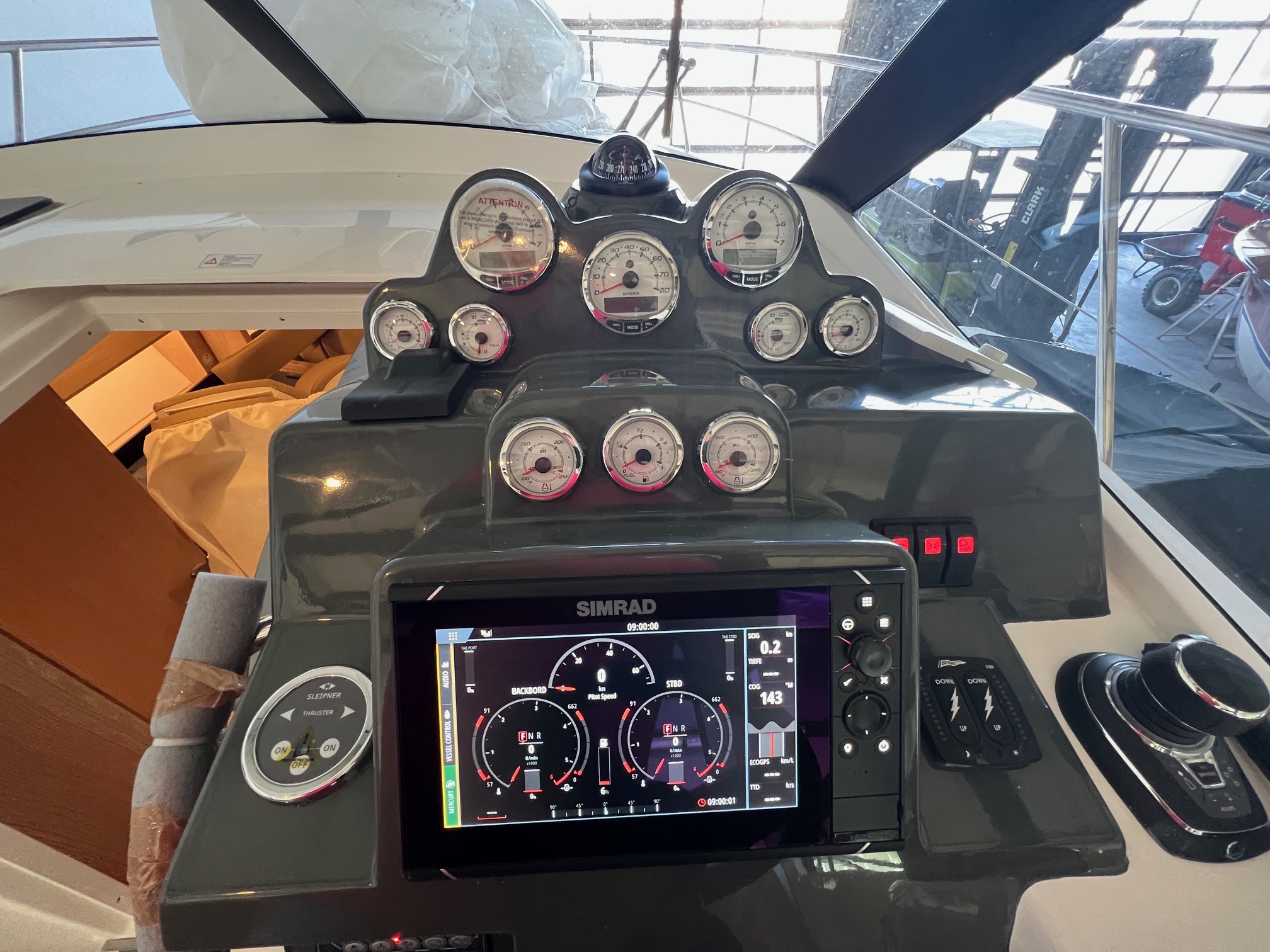 Bavaria S30 — photo 8