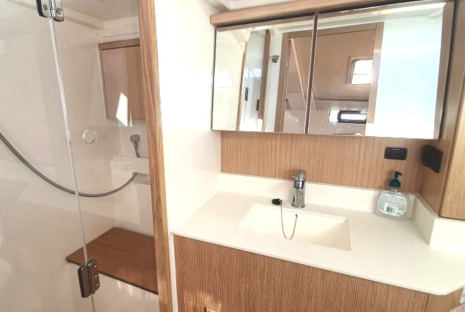 Bavaria C45 - 4 cab. — photo 10