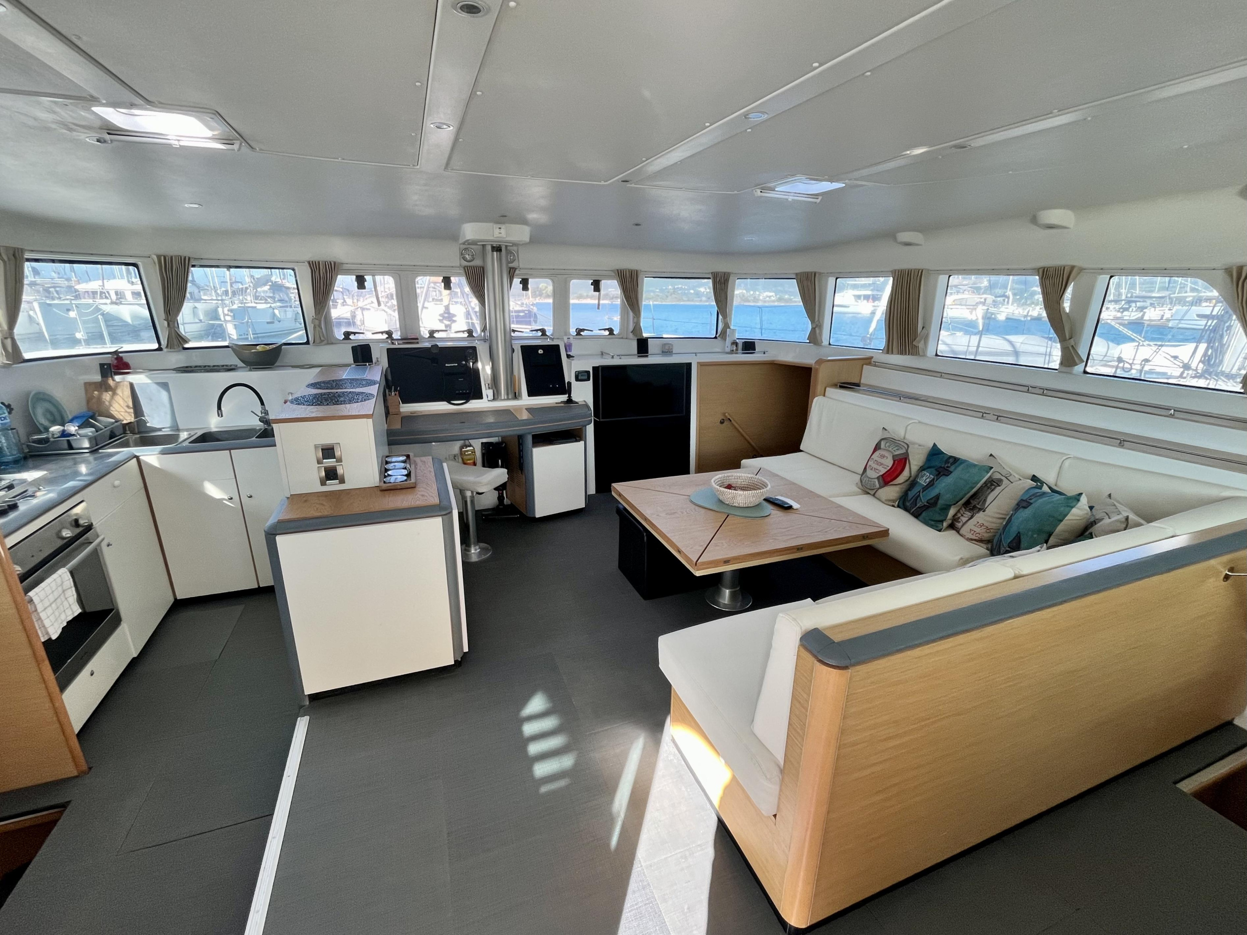 Lagoon 500 - 5 + 1 cab. — photo 13