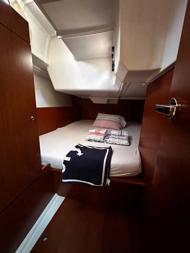 Oceanis 38.1 — photo 15