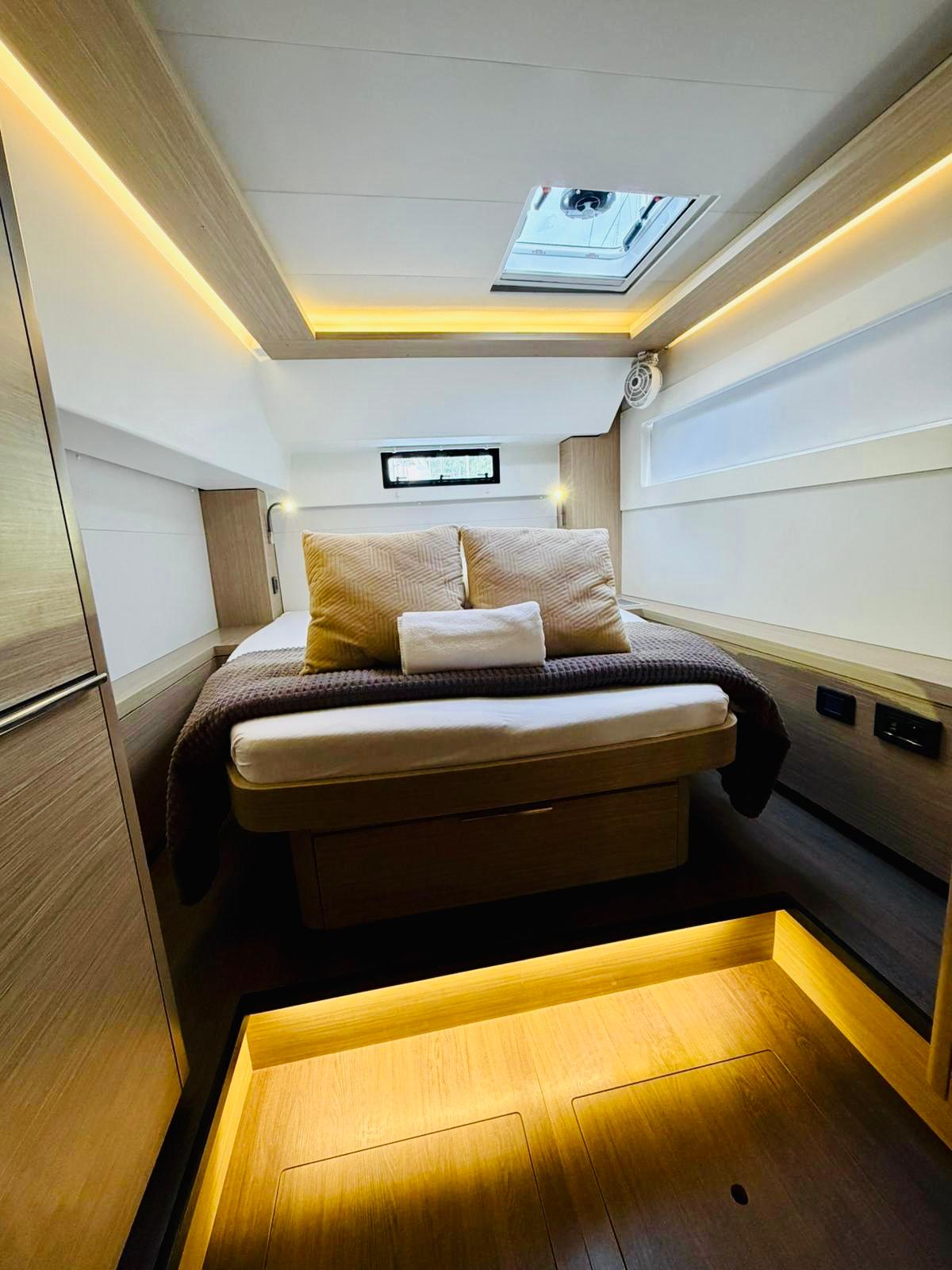 Lagoon 46 - 4 + 2 cab. — photo 16