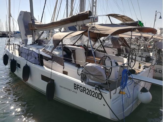 Sun Odyssey 410 - 3 cab. — photo 3