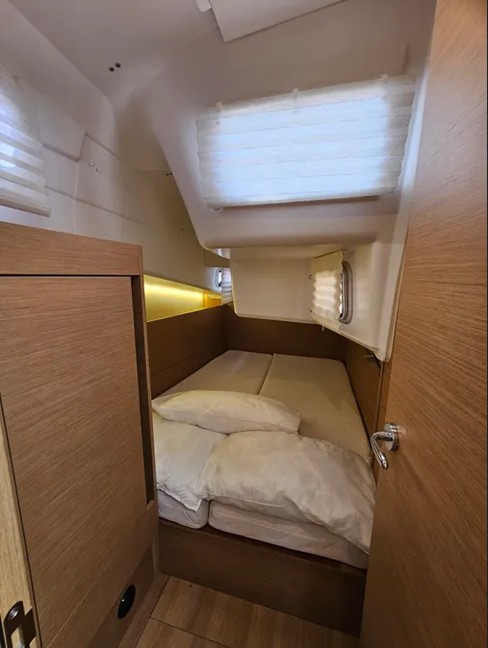 Sun Odyssey 410 - 3 cab. — photo 10