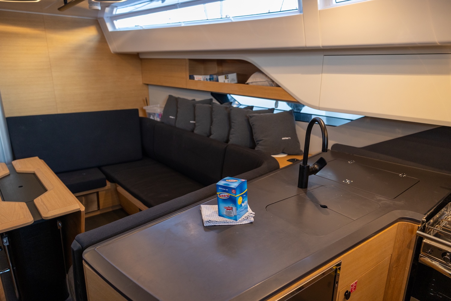 Elan E6 — photo 15