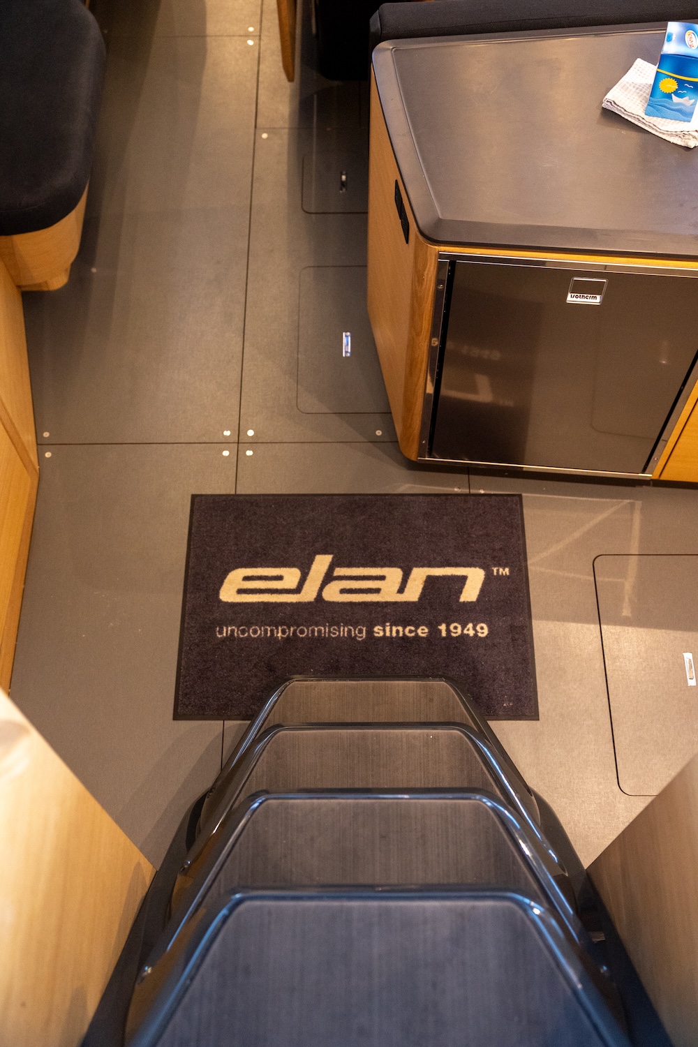 Elan E6 — photo 16