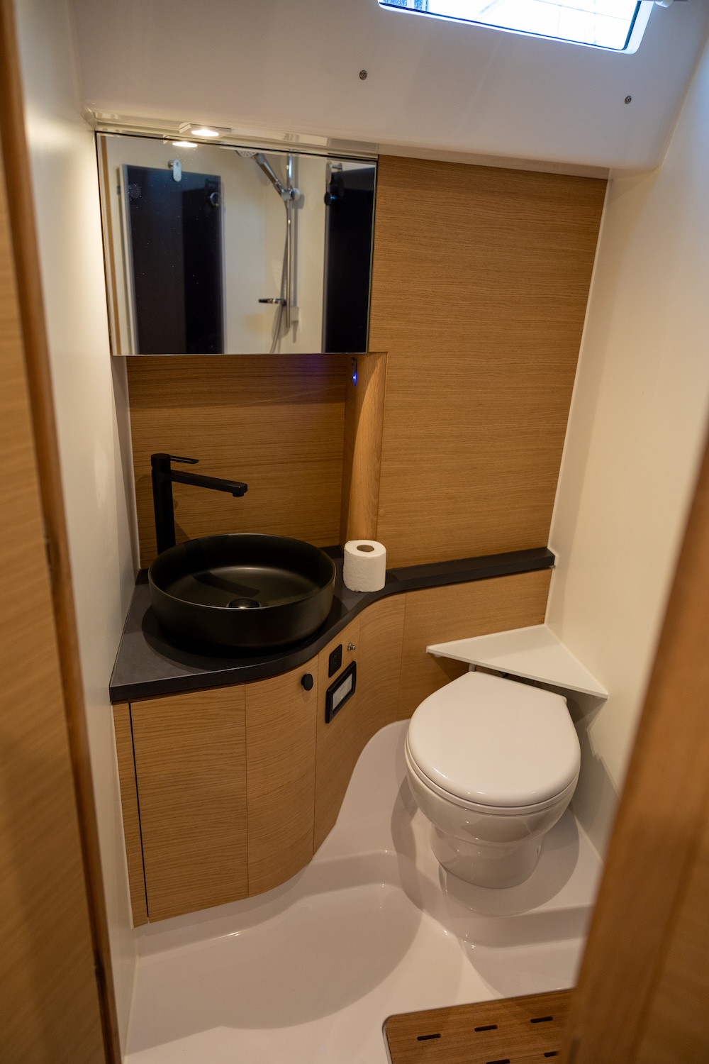 Elan E6 — photo 21
