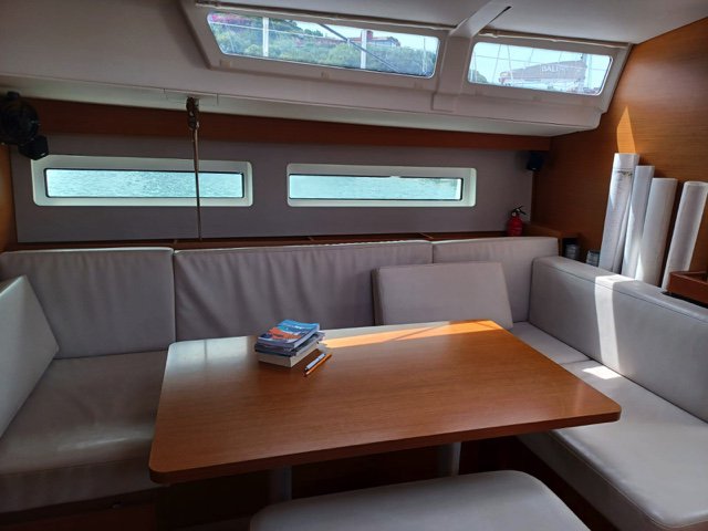 Sun Odyssey 490 - 5 cab. — photo 5