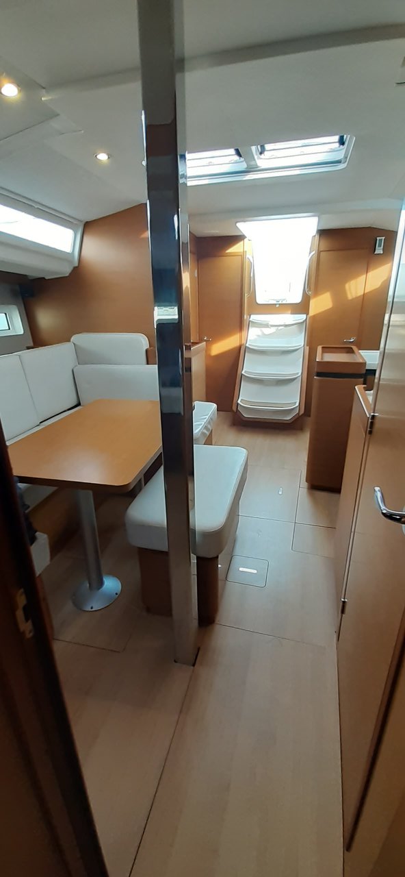 Sun Odyssey 440 - 4 cab. — photo 5